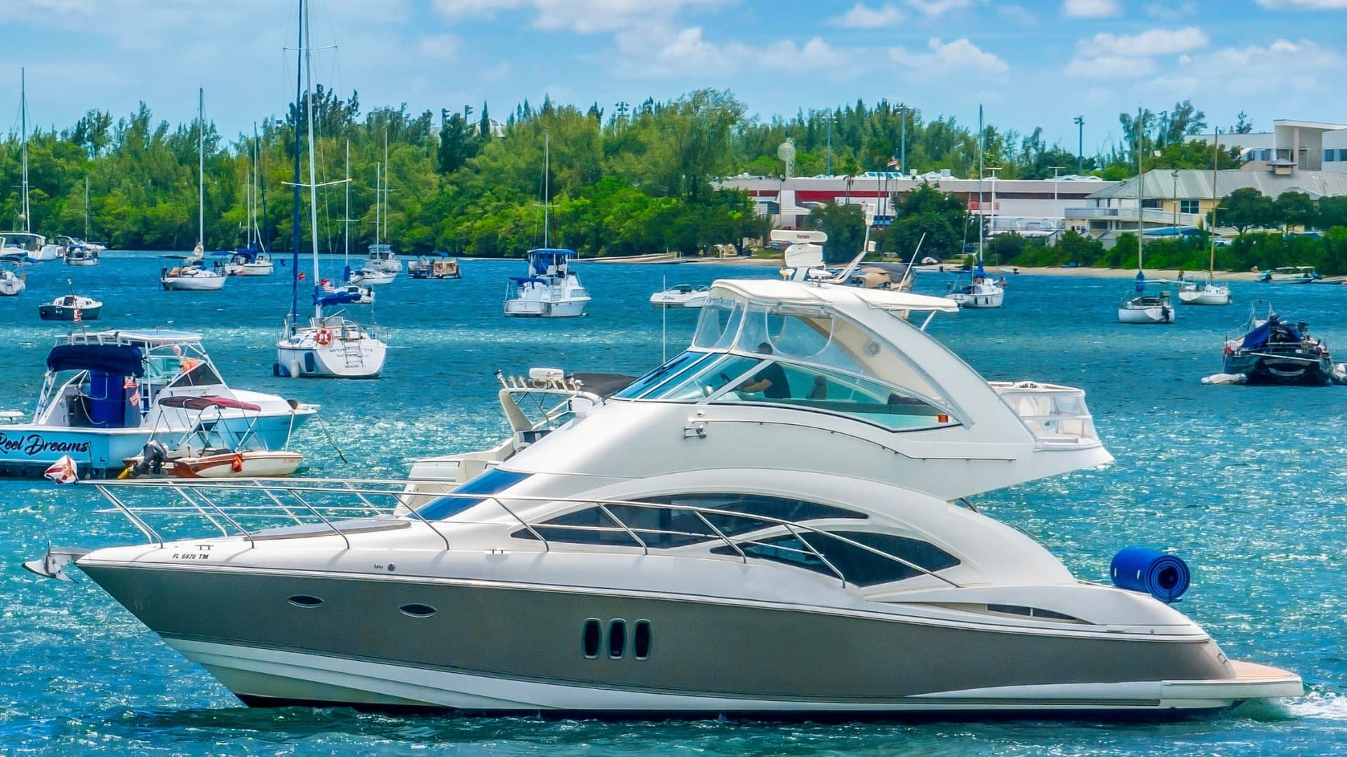 Private Cruise With 48FT Cruiser Fly image 1