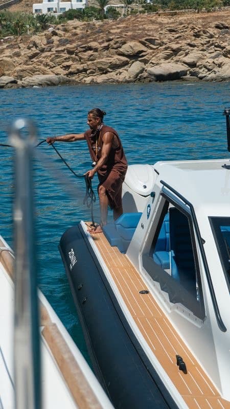 Ronin 35ft • Premium Speedboat Experience • Mykonos, Paros, Koufonisia & More image 2