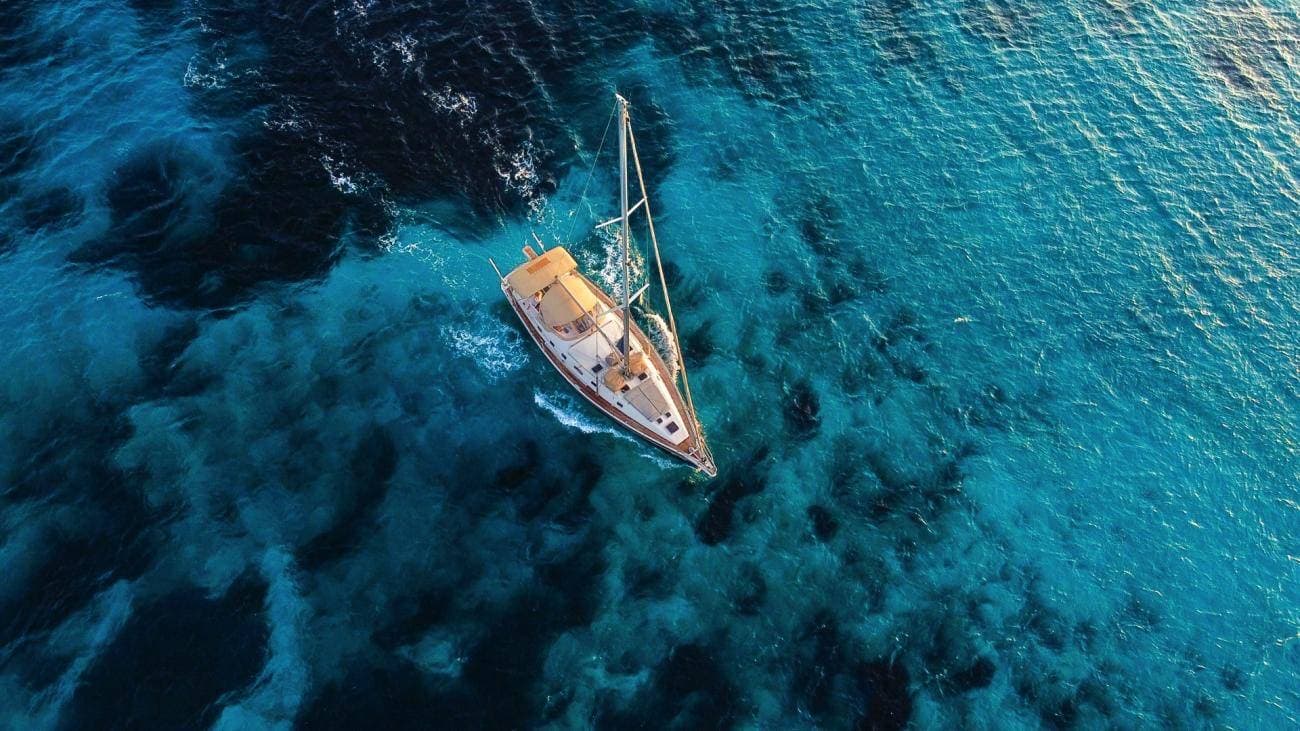 Ocean Star 51 • Sailing Cruise from Mykonos: Delos & Rineia image 9