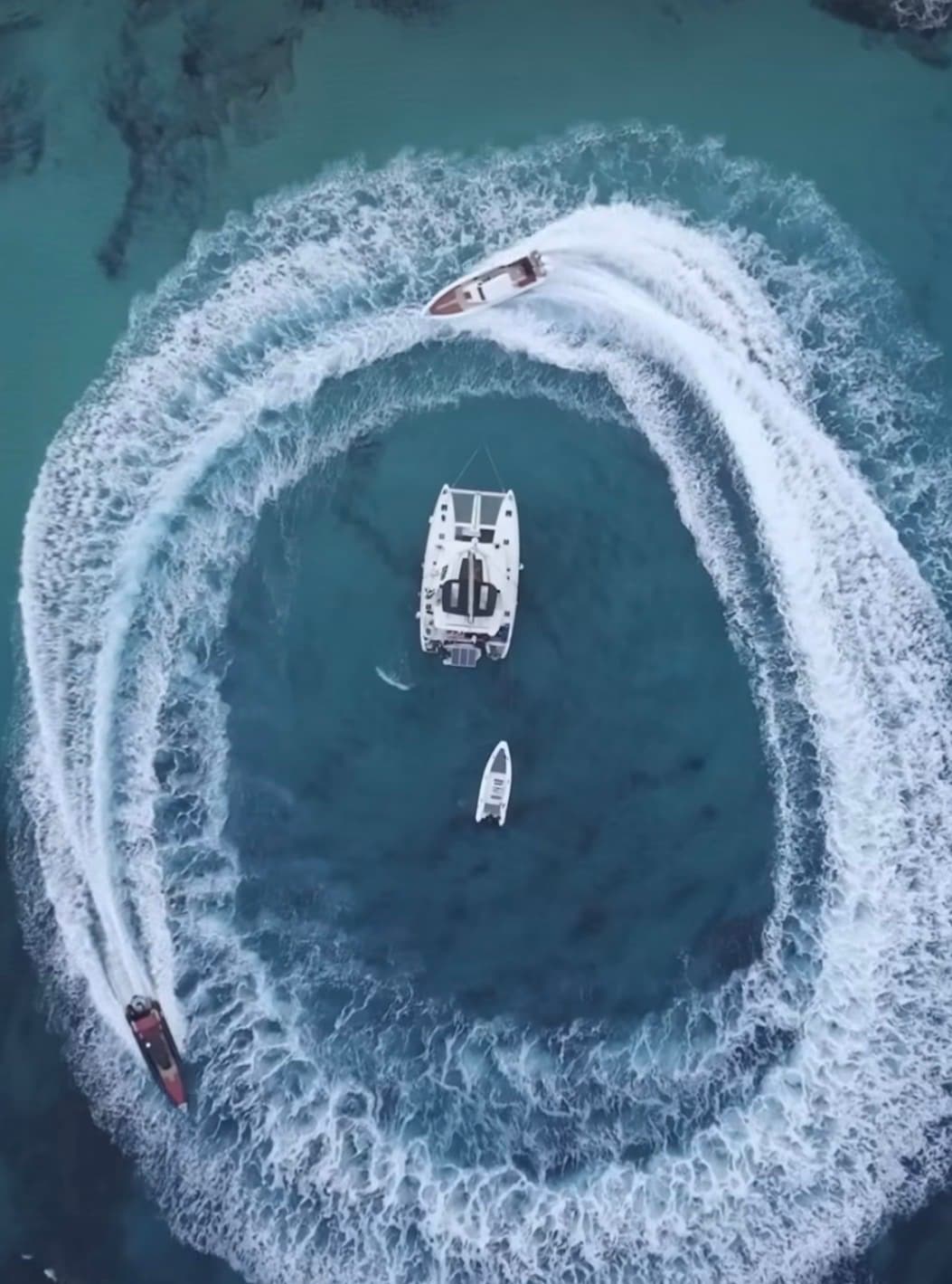 Viper Magnum 10m • Cyclades Sea Adventure: Paros, Naxos & Koufonisia image 9