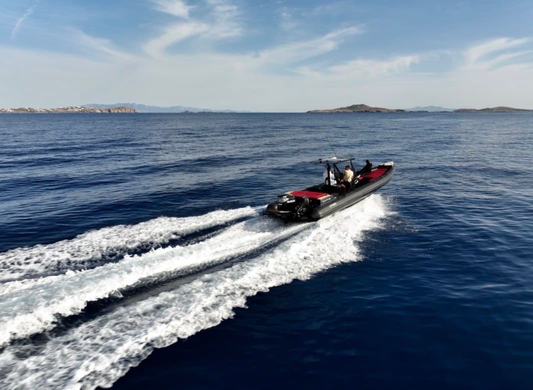 Viper Magnum 10m • Cyclades Sea Adventure: Paros, Naxos & Koufonisia image 11