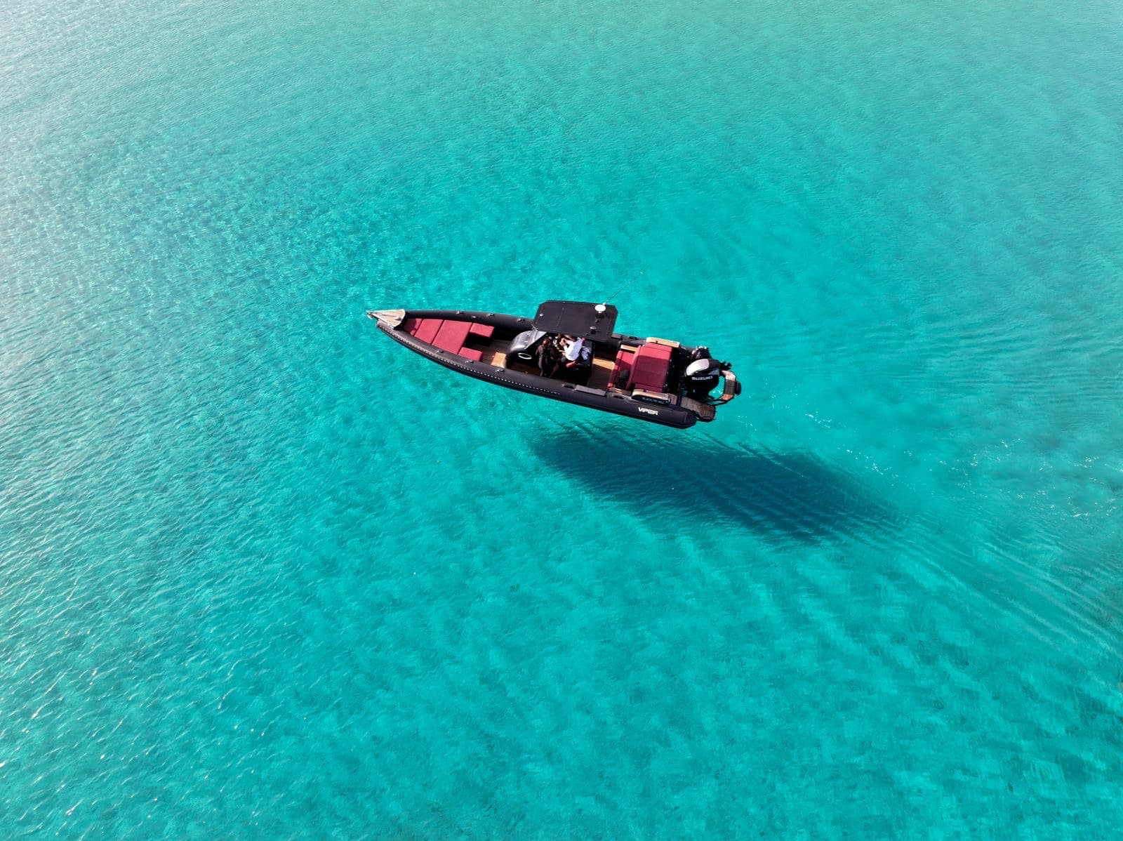 Viper Magnum 10m • Cyclades Sea Adventure: Paros, Naxos & Koufonisia image 1