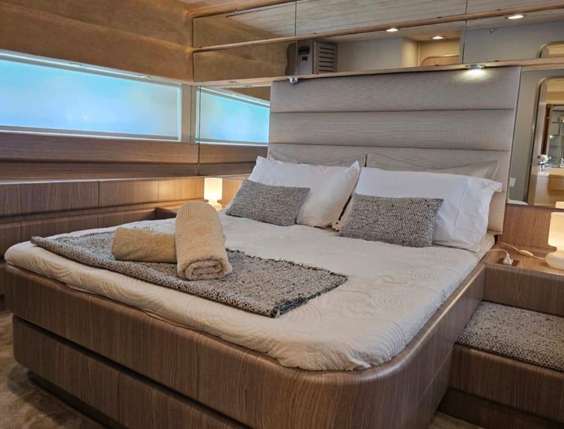 Posillipo • Premium Yacht Cruise: Mykonos, Delos & Rineia image 3