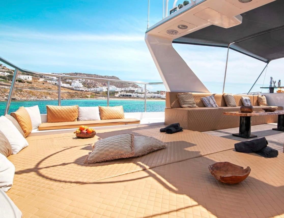 Versil • Premium Superyacht Cruise: Mykonos, Delos & Rineia image 3