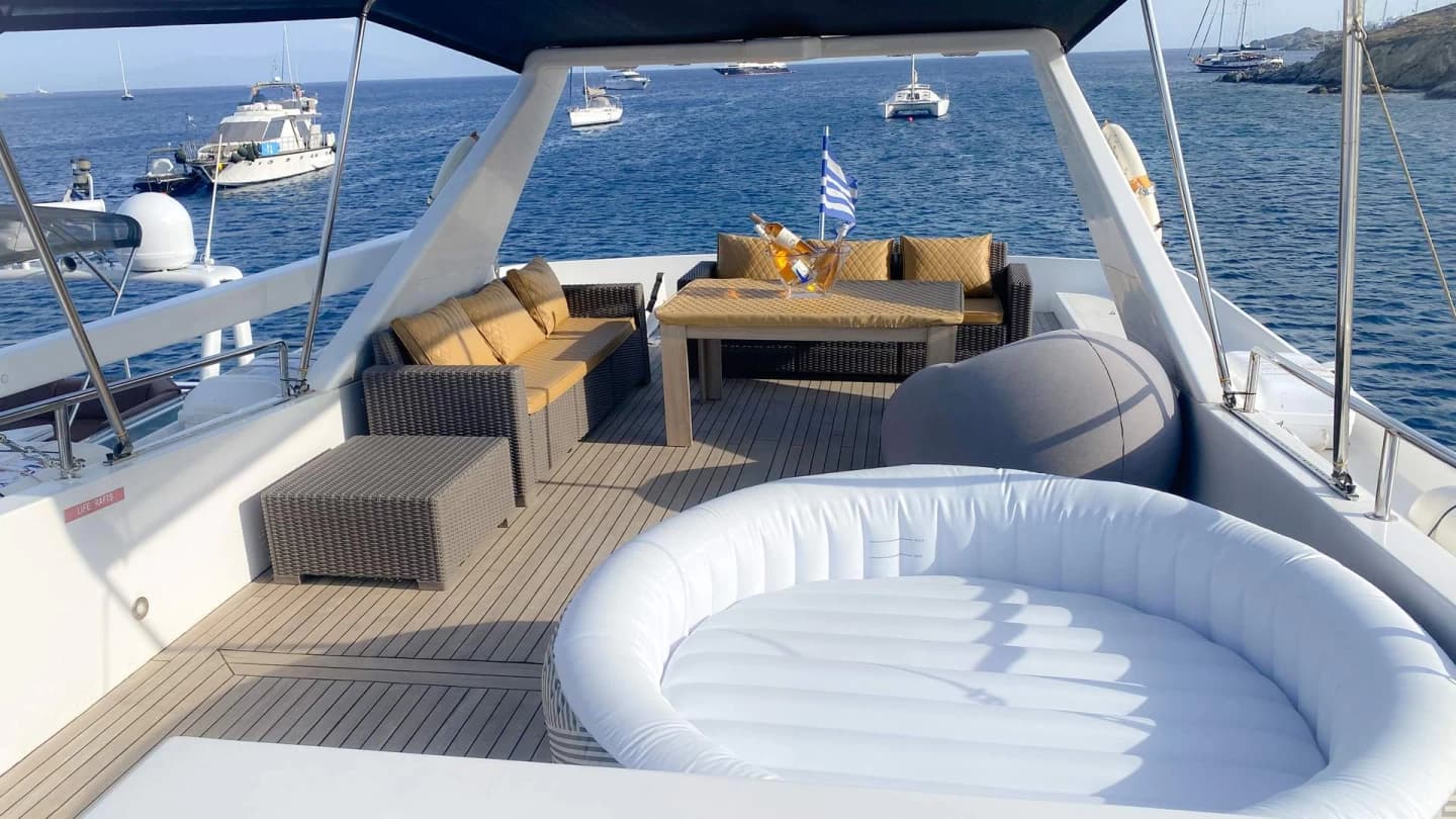 Versil • Premium Superyacht Cruise: Mykonos, Delos & Rineia image 12